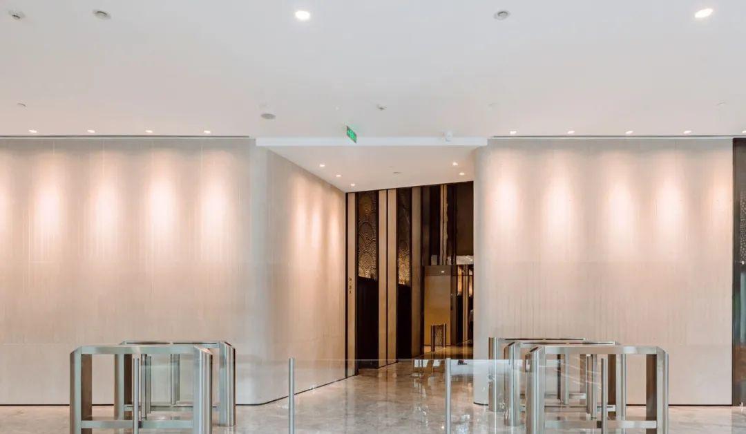 上海十大写字楼年租金排行_上海浦发大厦出售_