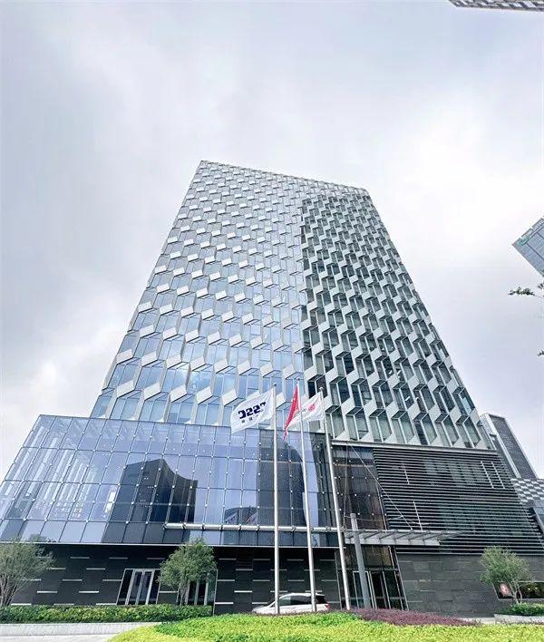 陆家嘴商铺出租_陆家嘴写字楼租金多少钱一平方_