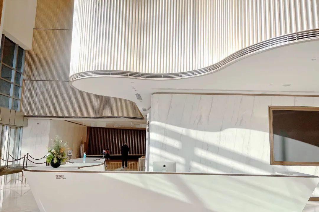 港汇在徐家汇几号口__徐家汇港汇广场营业时间