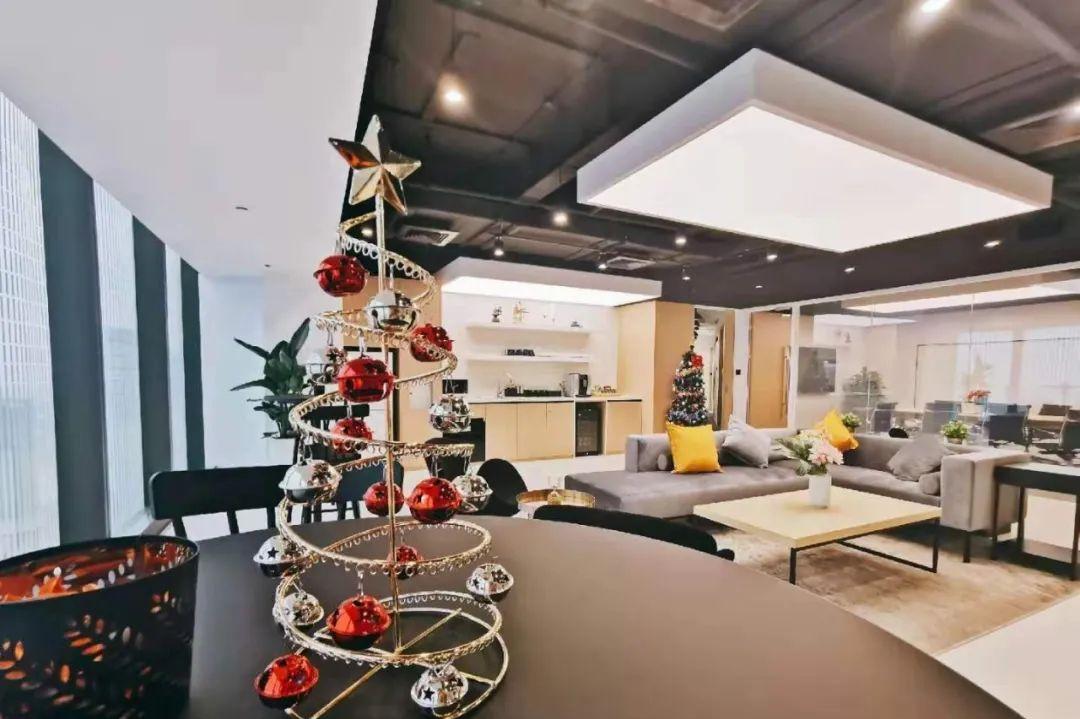 陆家嘴金融广场共享办公_陆家嘴高档公寓_