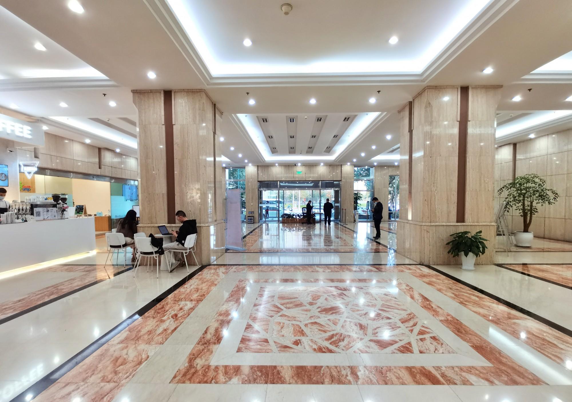 陆家嘴物业待遇如何_上海陆家嘴物业公司_